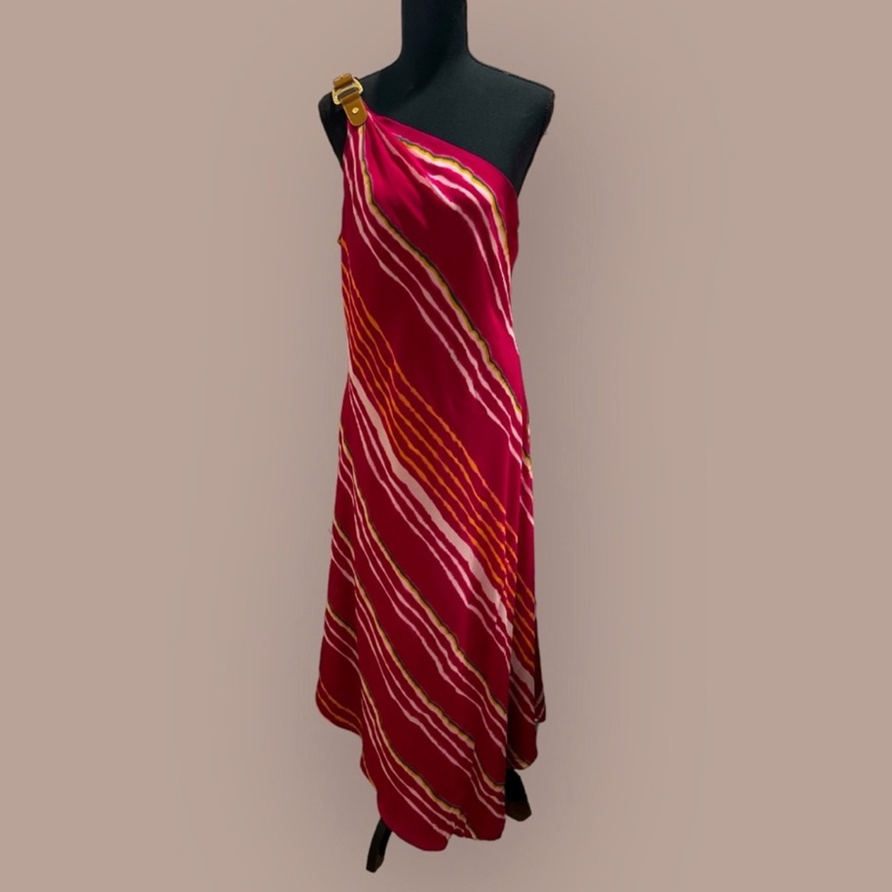 Lauren Ralph Lauren
Striped One-Shoulder Crinkle
Georgette Dress
Size 14